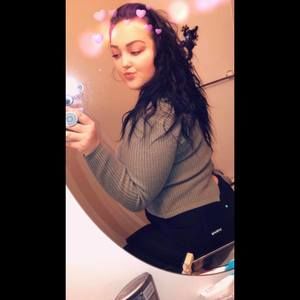 Meet your Posher, Daniella